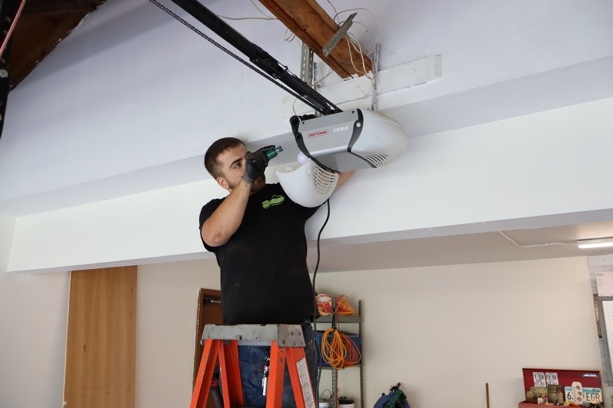 Bright Garage Door Opener Repair in Inglewood, CA